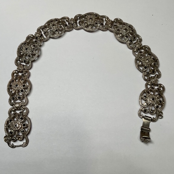 Vintage Sterling Silver Signed STERLING BB Filigree Bracelet. 7.5 inches long - Picture 1 of 12